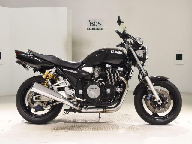 Yamaha XJR1300