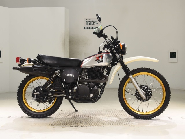 Yamaha XT500