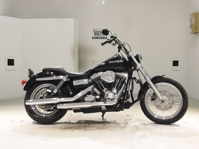 HD SUPER GLIDE FXDC1580