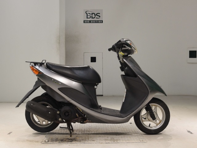 Suzuki ADDRESS V50