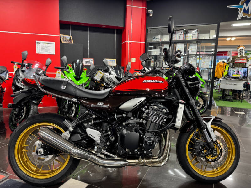 Kawasaki Z900RS