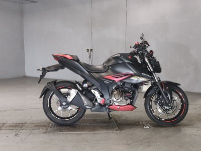 Suzuki GIXXER250