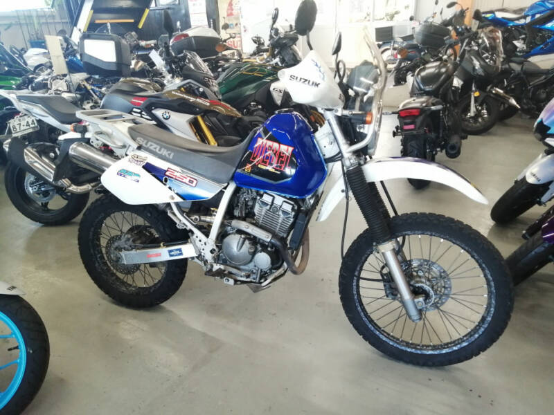Suzuki DJEBEL250XC