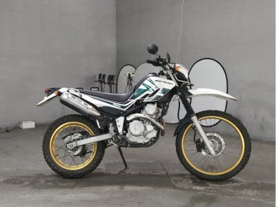 Yamaha SEROW XT250