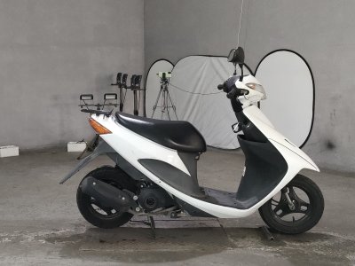 Suzuki ADDRESS V50