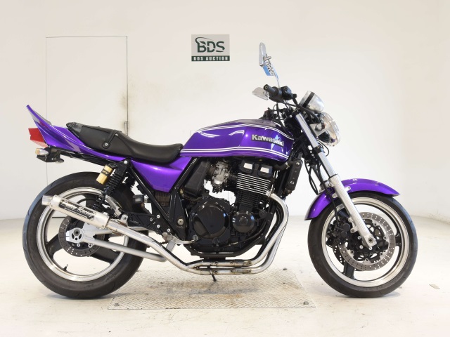 Kawasaki ZRX400