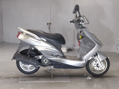 Yamaha CYGNUS125X