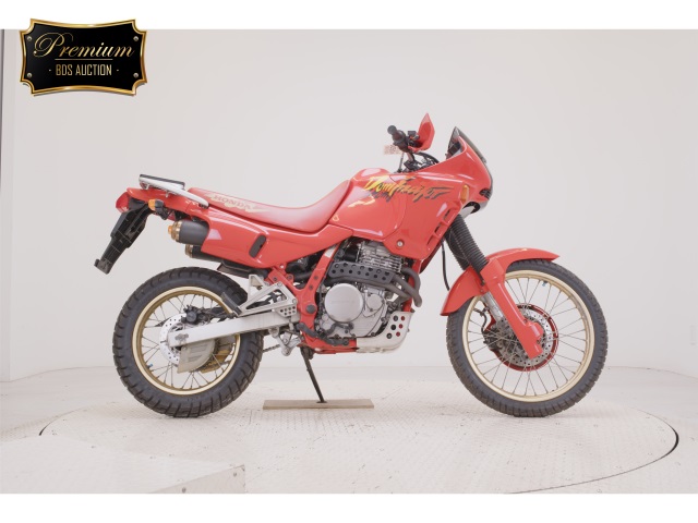 Honda NX650 DOMINATOR