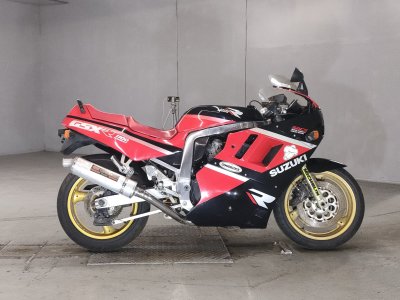 Suzuki GSX-R1100