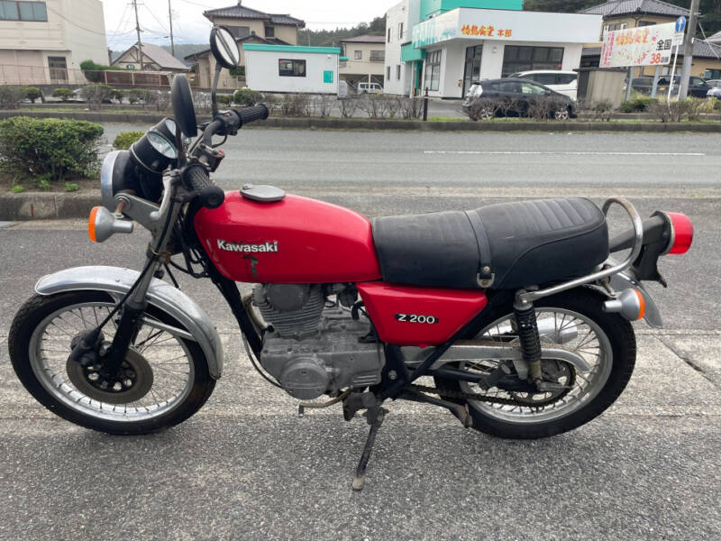 Kawasaki Z200