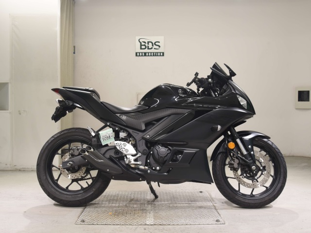 Yamaha YZF-R25A