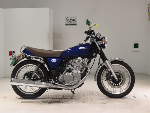 Yamaha SR400