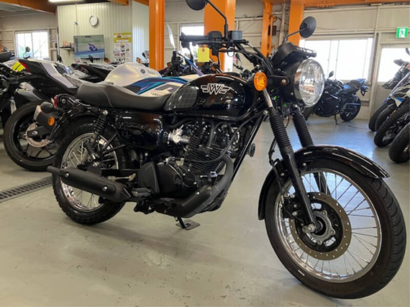 Kawasaki W175
