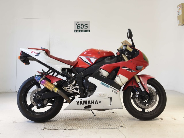 Yamaha YZF-R1