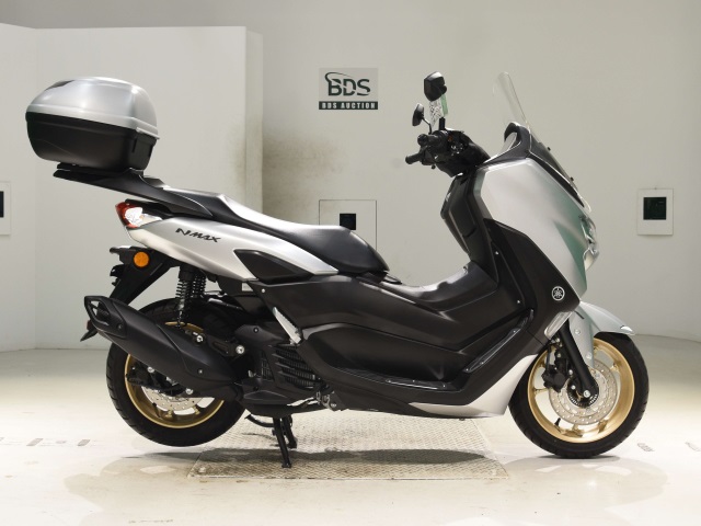 Yamaha NMAX-2