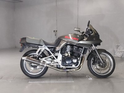 Suzuki GSX400S KATANA