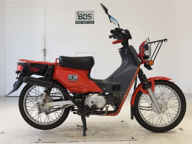 Honda CC110 CROSSCUB