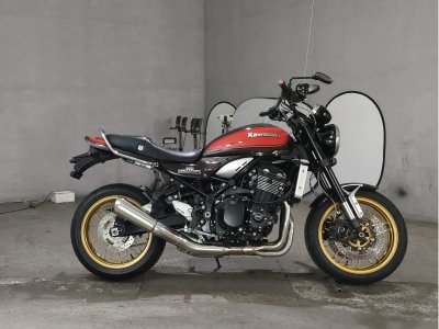 Kawasaki Z900RS