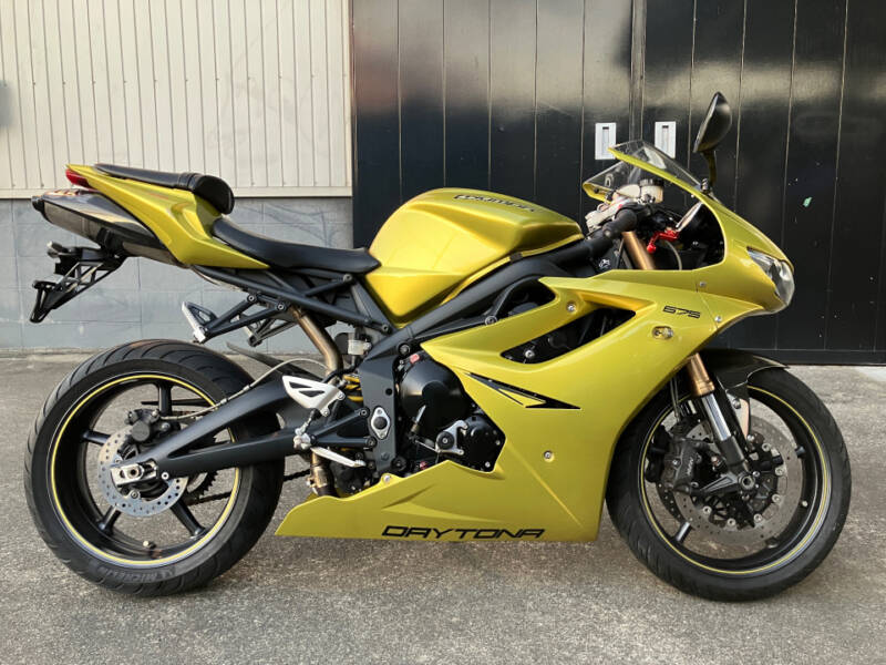 Triumph DAYTONA 675
