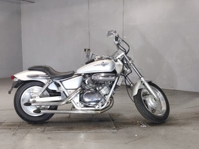 Honda MAGNA250