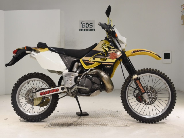 Suzuki RMX250S