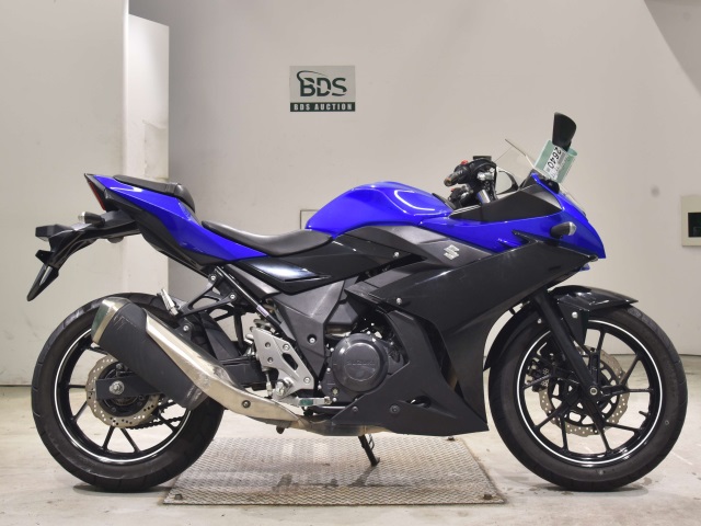Suzuki GSX250R