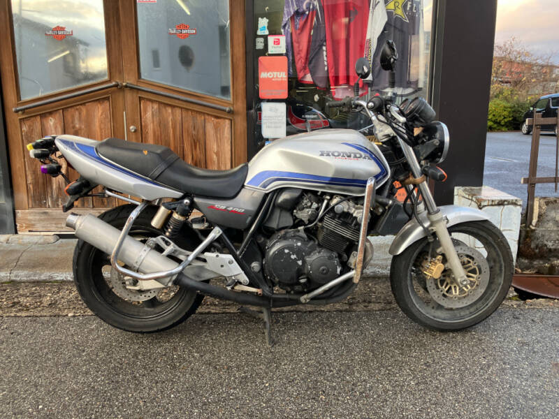 Honda CB400SFV
