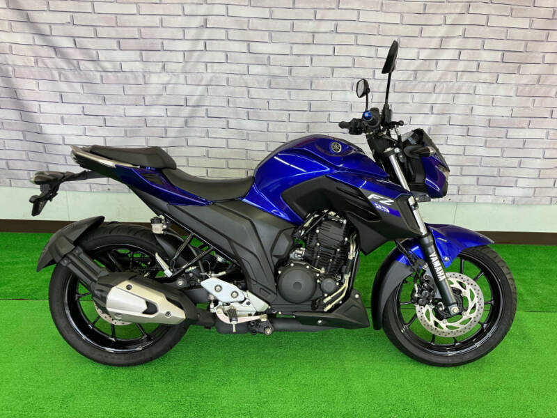 Yamaha FZ25
