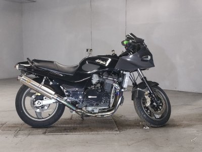Kawasaki GPZ900R