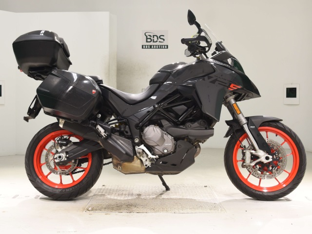Ducati MULTISTRADA V2S