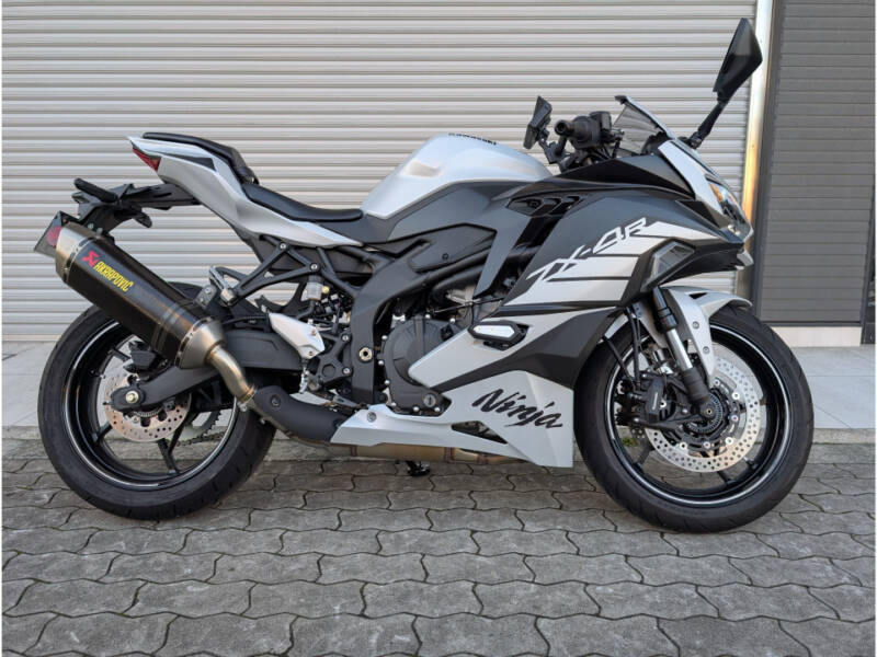 Kawasaki ninja zx-4r