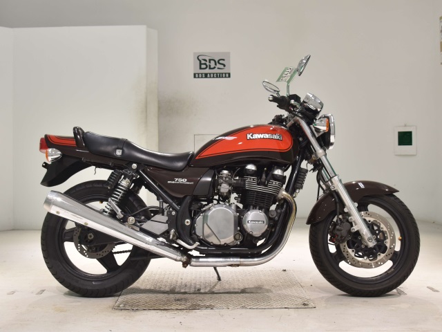 Kawasaki ZEPHYR750