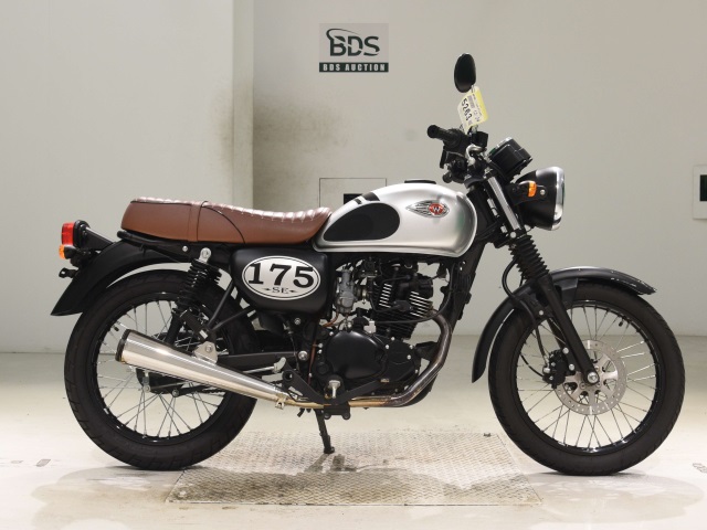Kawasaki W175SE