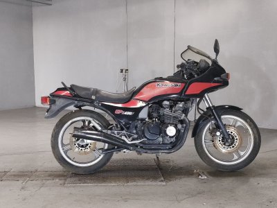 Kawasaki GPZ400F