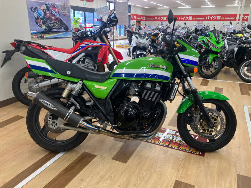 Kawasaki ZRX400