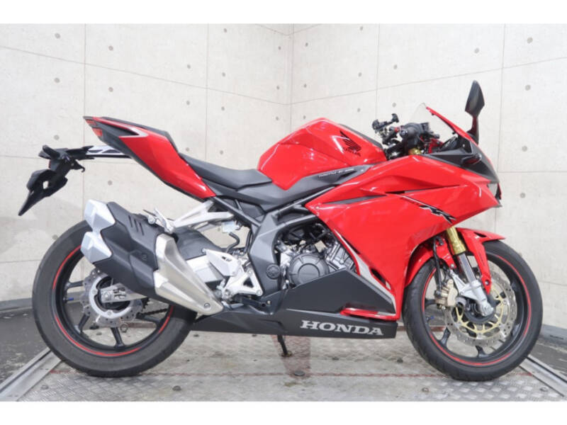 Honda CBR250RRA