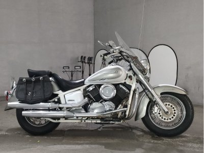 Yamaha DRAGSTAR XVS1100 CLASSIC