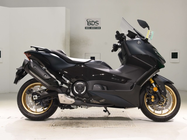 Yamaha T-MAX560T