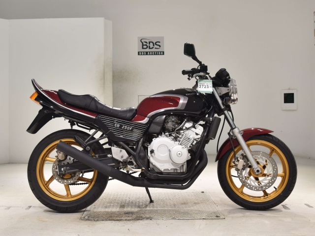 Honda JADE CB250