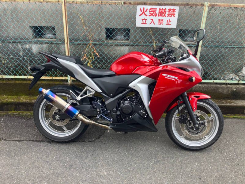 Honda CBR250R