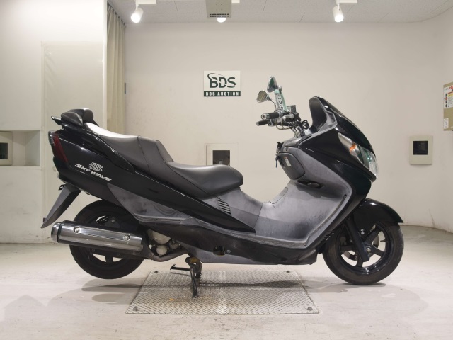 Suzuki SKYWAVE 250SS