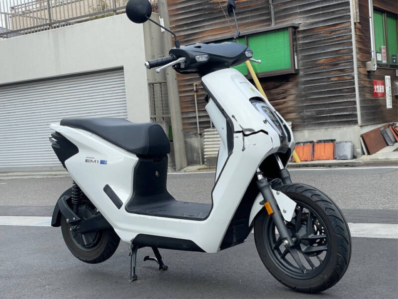 Honda EM1E: