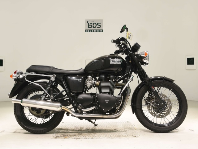 Triumph BONNEVILLE T100