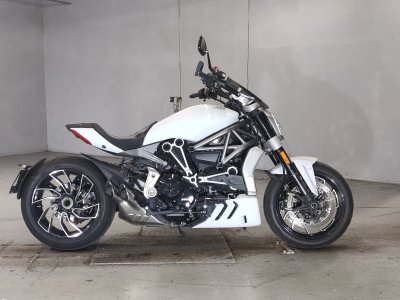 Ducati X DIAVEL S