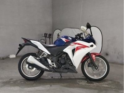 Honda CBR250R