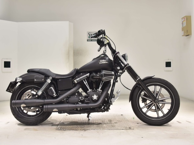 HD STREETBOB FXDB1580