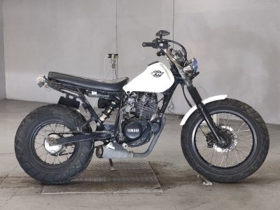 Yamaha TW200
