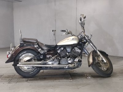 Yamaha DRAGSTAR XVS400 CLASSIC