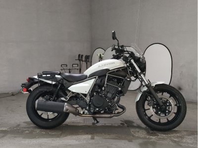 Kawasaki ELIMINATOR 400