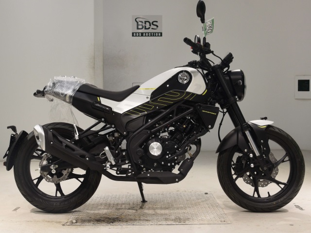 Benelli LEONCINO 125